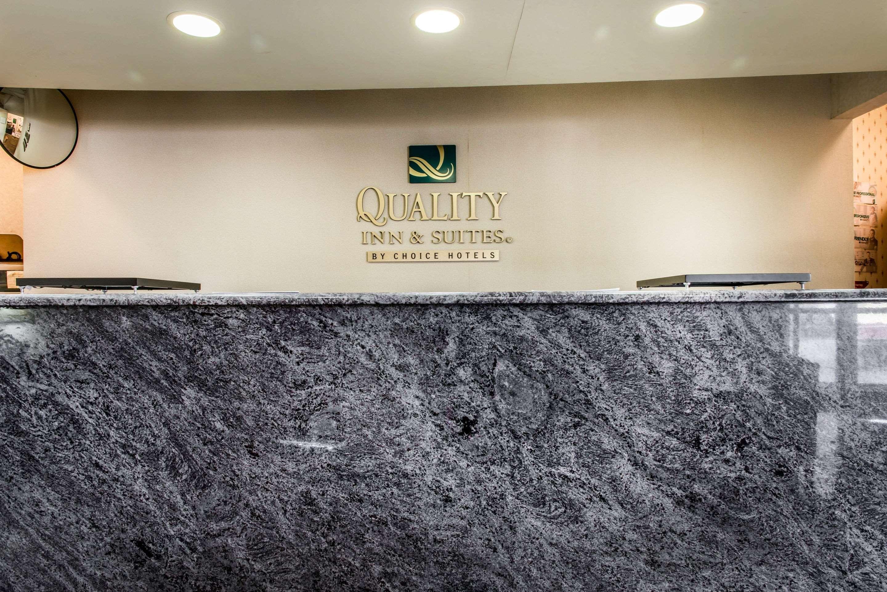Quality Inn & Suites Fairview  Luaran gambar