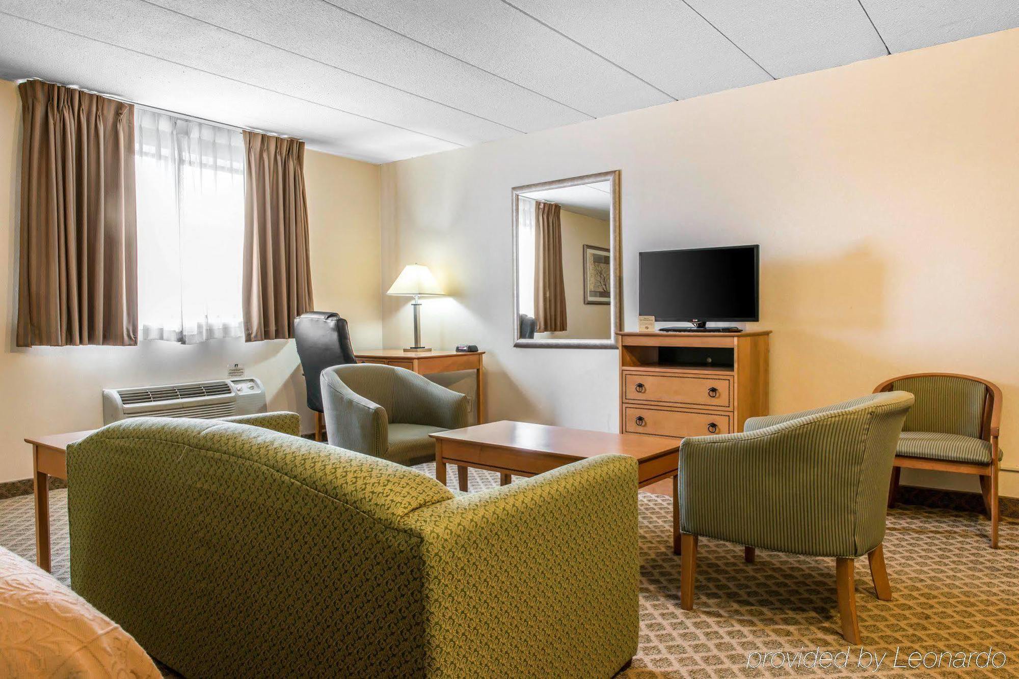 Quality Inn & Suites Fairview  Luaran gambar